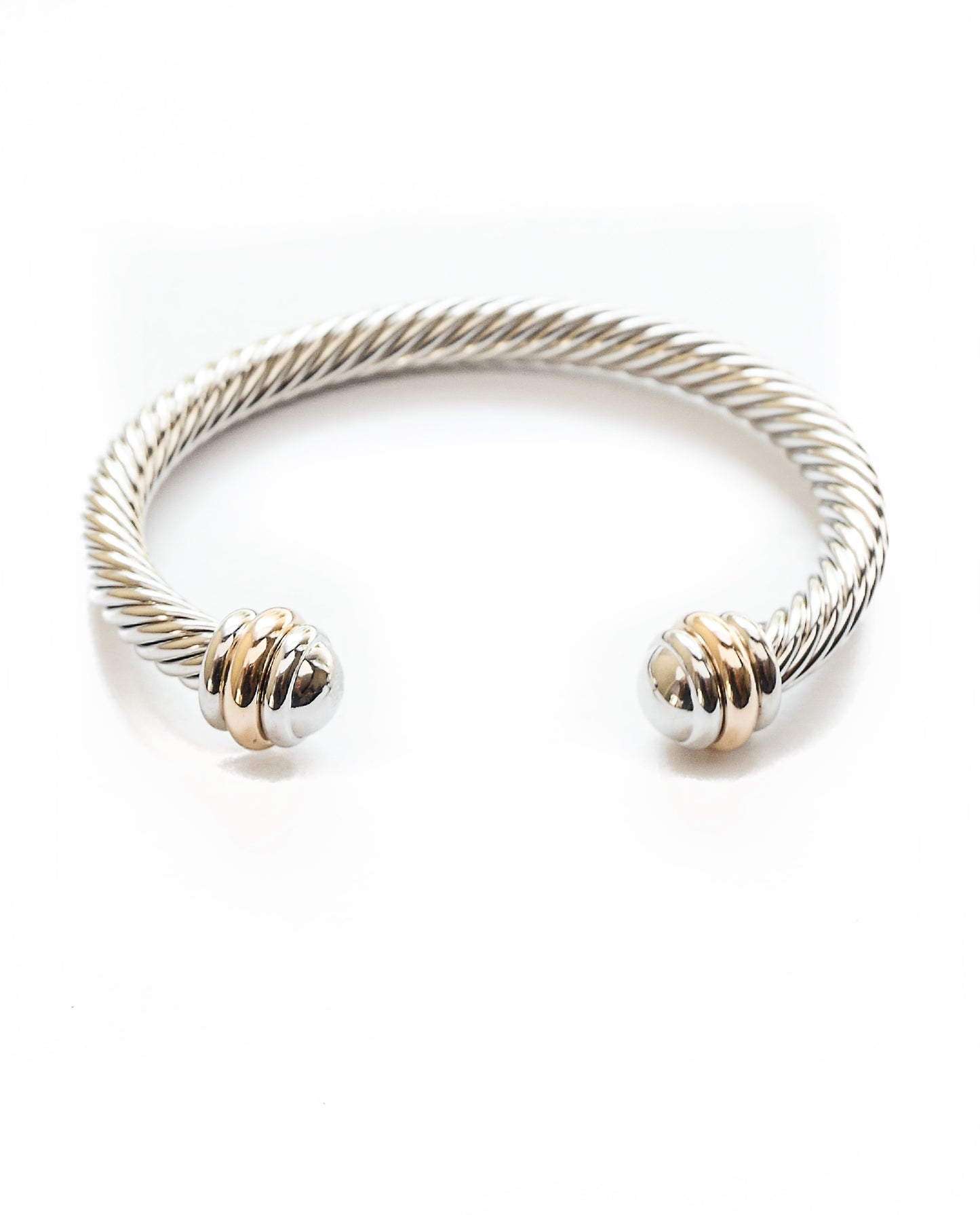 Z10 Cable Bracelet
